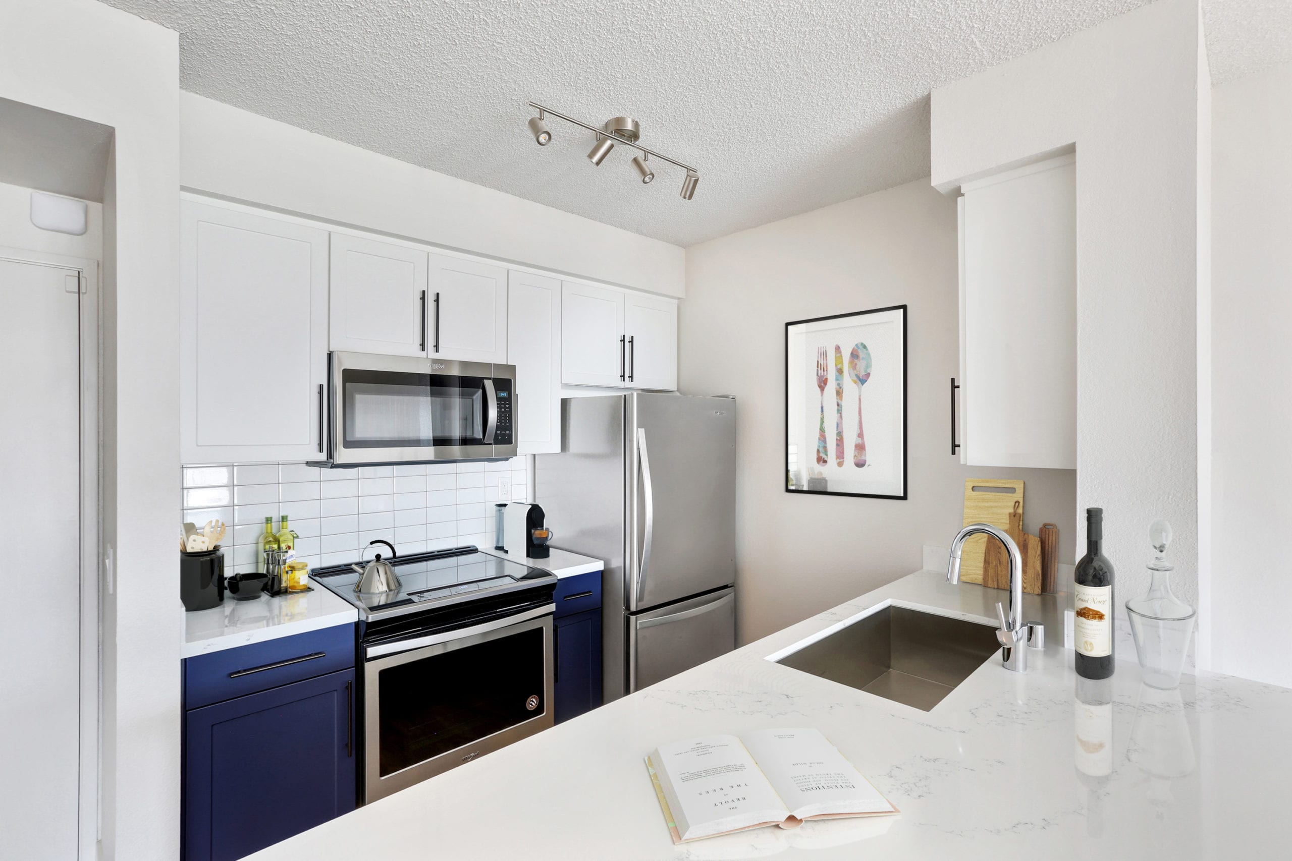 luxury downtown san francisco kitchen apartment white finishes and breakfast bar